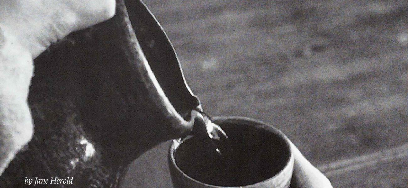 Title Page Image Vol. 33 No. 2, 2005, p. 70