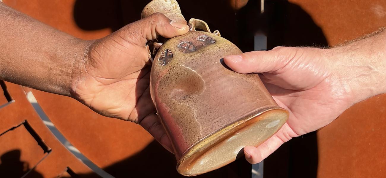  Von Venhuizen - The Gift